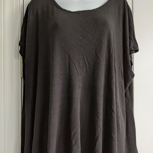 Black cap sleeve t shirt.